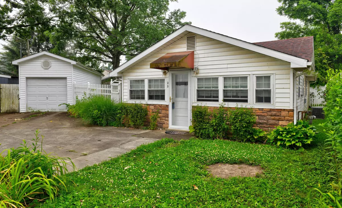 Buckeye Lake, OH 43008,25 Stewart Avenue