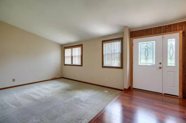 Orient, OH 43146,12404 Cleo Road