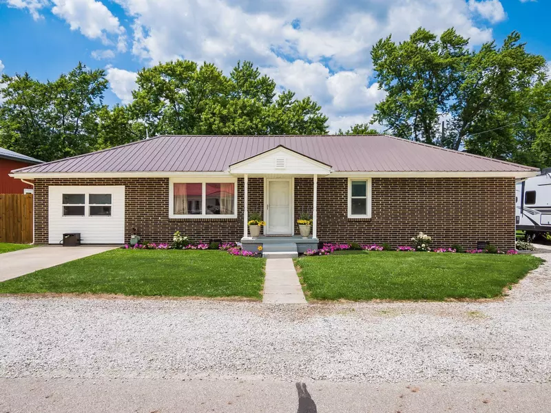 15720 Florence Avenue, Mount Sterling, OH 43143