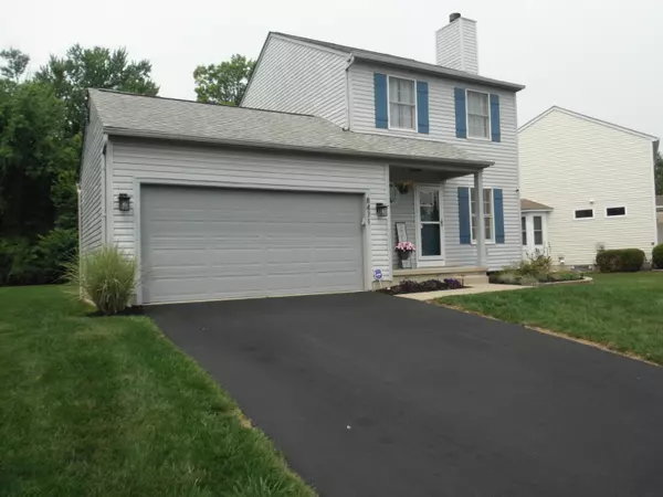 8471 Olenbrook Drive, Lewis Center, OH 43035