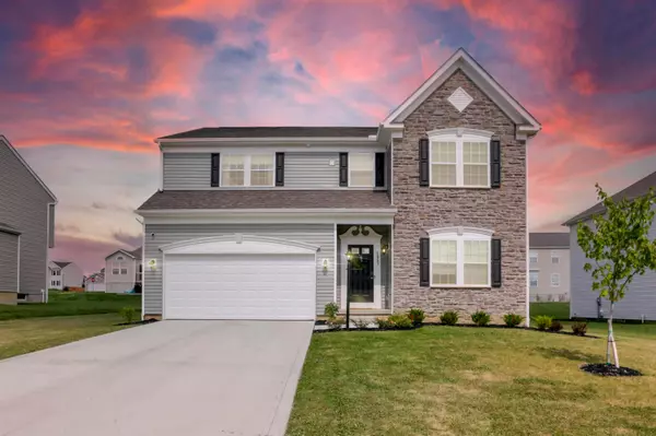 1063 Legacy Lane, Pataskala, OH 43062