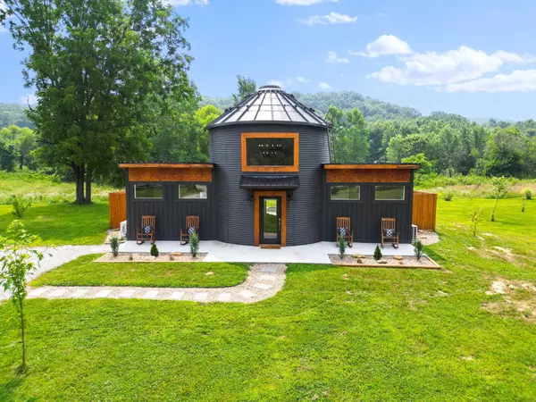 New Plymouth, OH 45654,35141 State Route 56