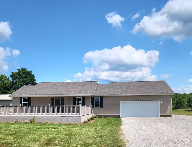 12228 Bottom Road, Dresden, OH 43821