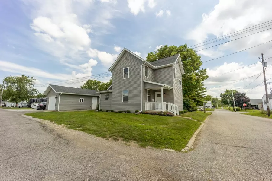 24 4th Avenue, Mount Sterling, OH 43143