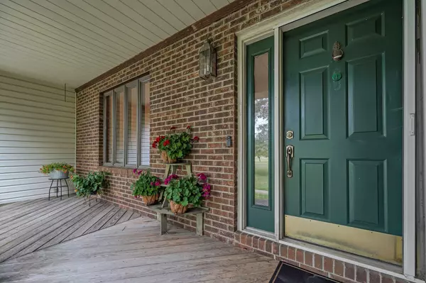 Stoutsville, OH 43154,9455 US Highway 22