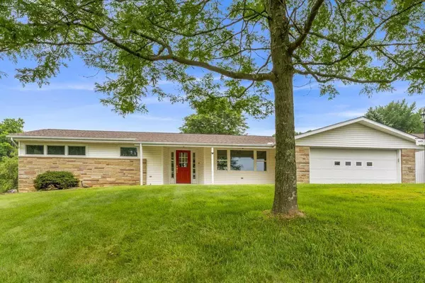 107 Linnell Drive, Granville, OH 43023