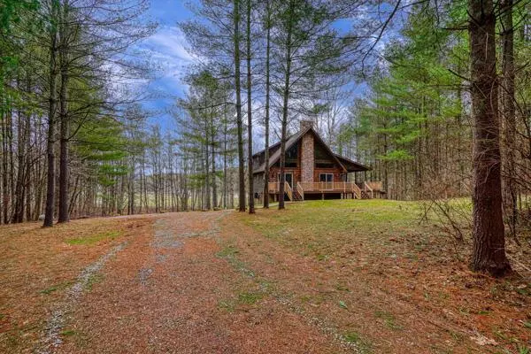 Laurelville, OH 43135,16512 Log Home Road