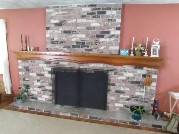 Urbana, OH 43078,5001 Woodville Pike Pike