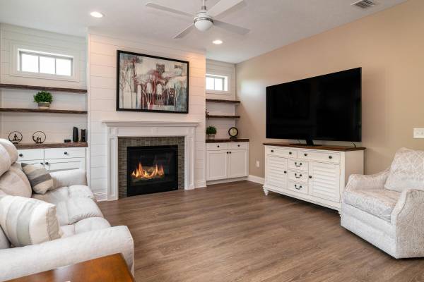 Delaware, OH 43015,240 Parkgate Court