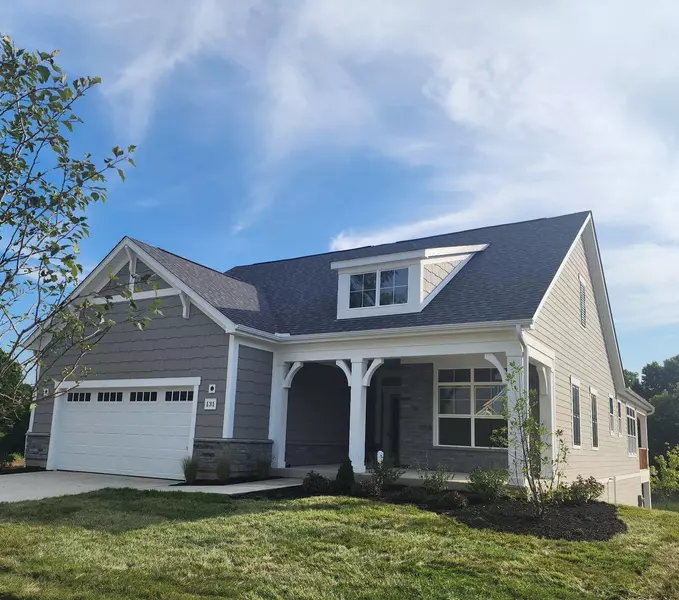 131 Glenshire Circle, Granville, OH 43023