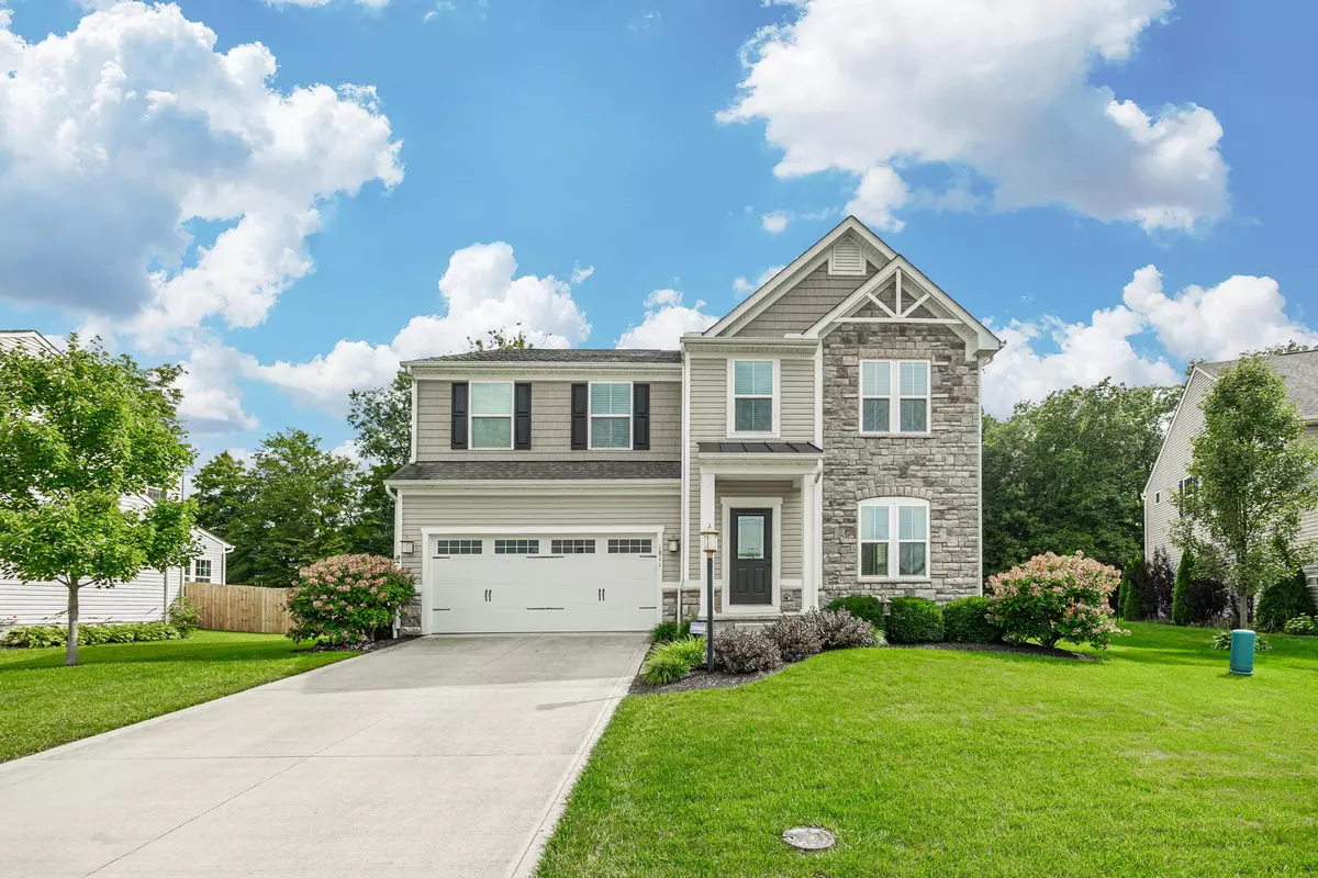 Pataskala, OH 43062,1811 Azalea Lane