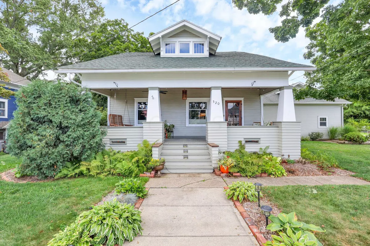 Hebron, OH 43025,520 E Main Street