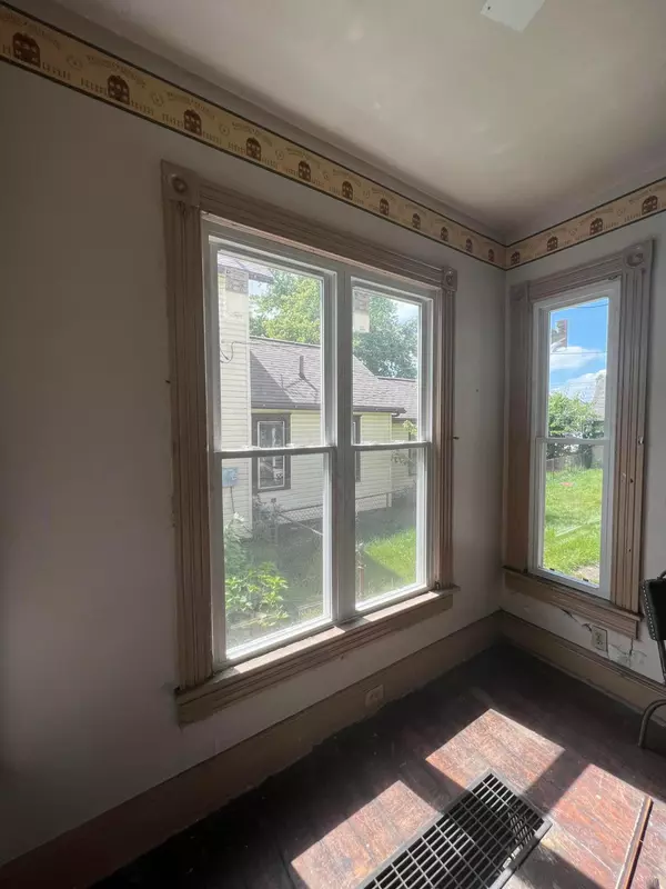 Newark, OH 43055,153 N Cedar Street