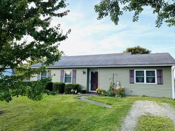 320 Shawnee Trail,  Frankfort,  OH 45628