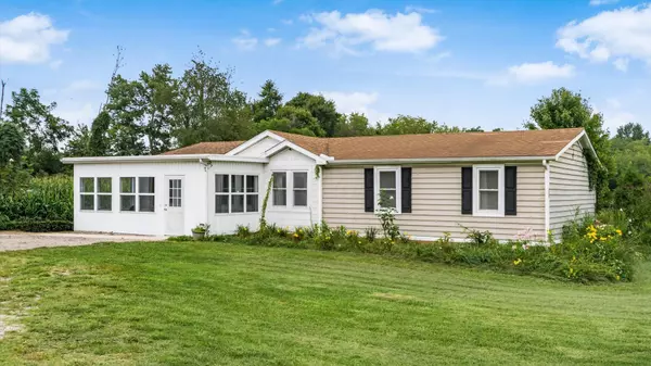 2536 State Route 345, New Lexington, OH 43764