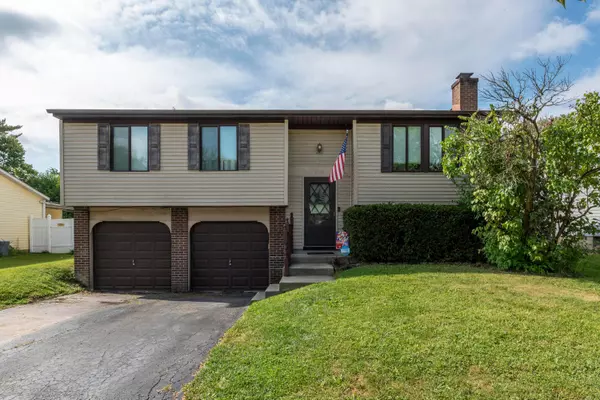 2561 Coral Ridge Avenue, Grove City, OH 43123