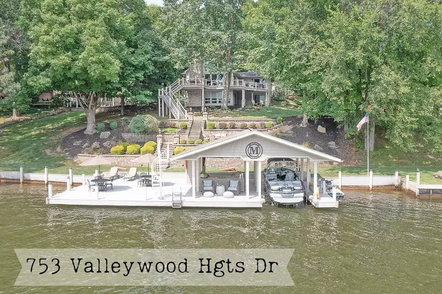 753 Valleywood Heights Drive, Howard, OH 43028