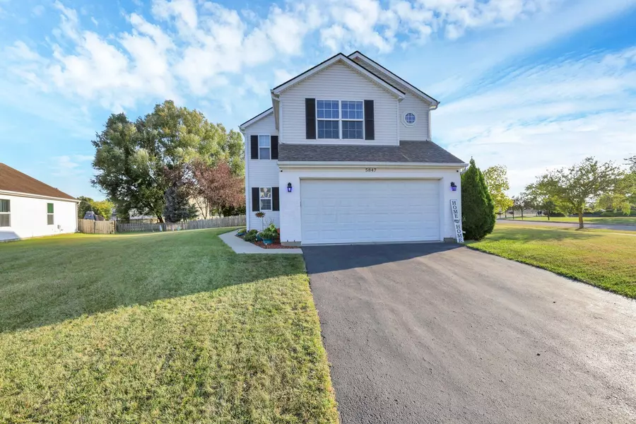 5847 Brinkwater Boulevard, Hilliard, OH 43026