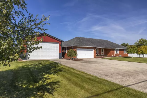 Ashville, OH 43103,16841 Cromley Road