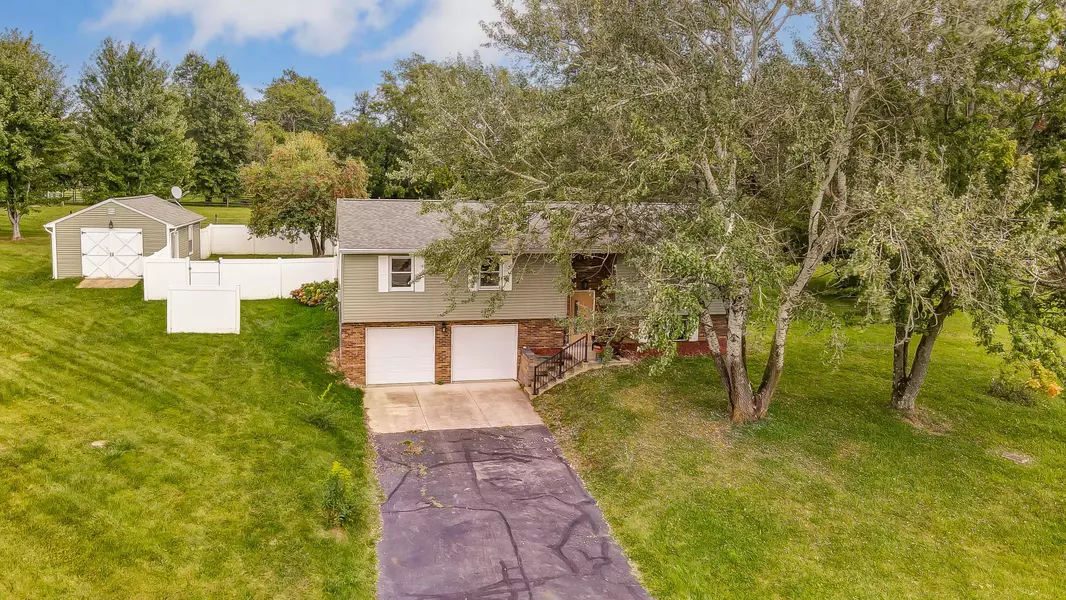 5984 Johnsville Road, Centerburg, OH 43011