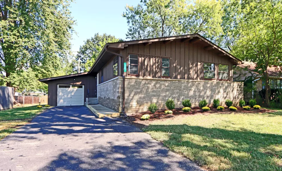 1112 Carrousel Drive, Reynoldsburg, OH 43068