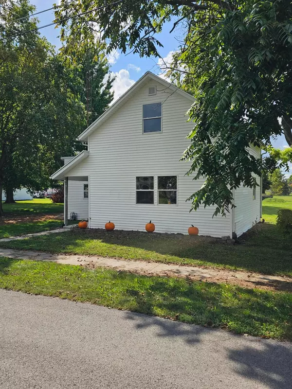 Dunkirk, OH 45836,141 Pioneer Street