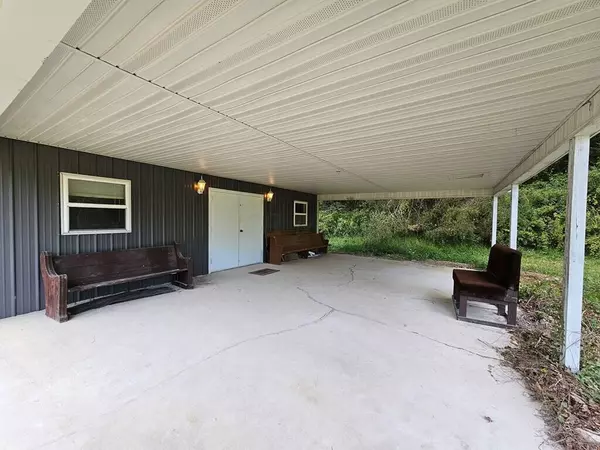 Beaver, OH 45613,264 Millstone Road