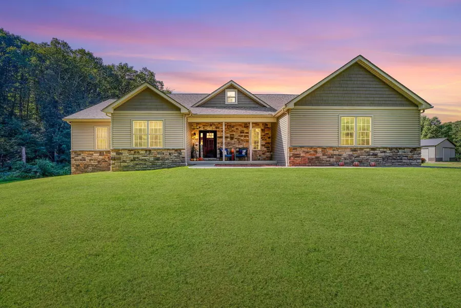 37537 Coonville Road, New Plymouth, OH 45654