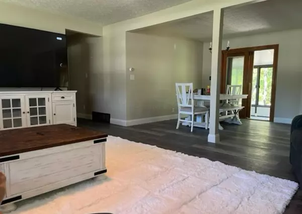 West Jefferson, OH 43162,424 W Main Street