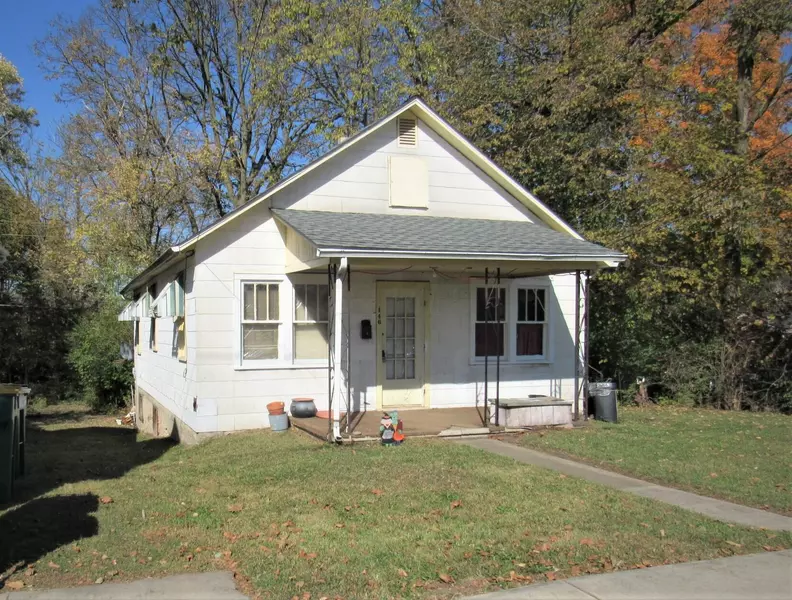 146 E Main Street, West Jefferson, OH 43162