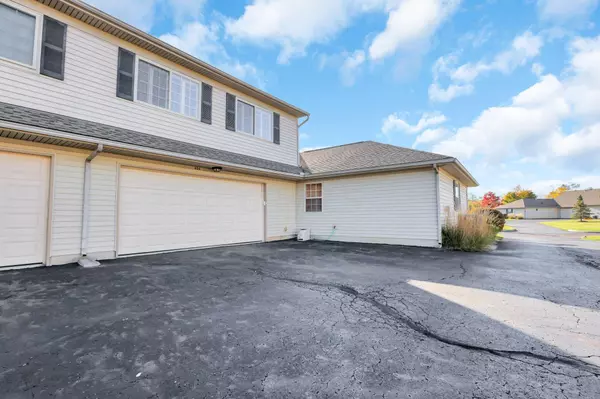 Pataskala, OH 43062,404 Virginia Court