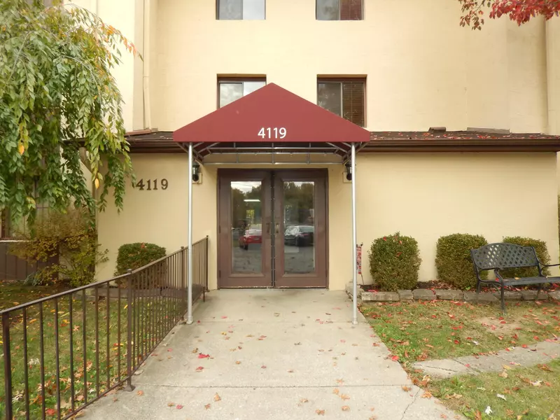 4119 Karl Road #100, Columbus, OH 43224