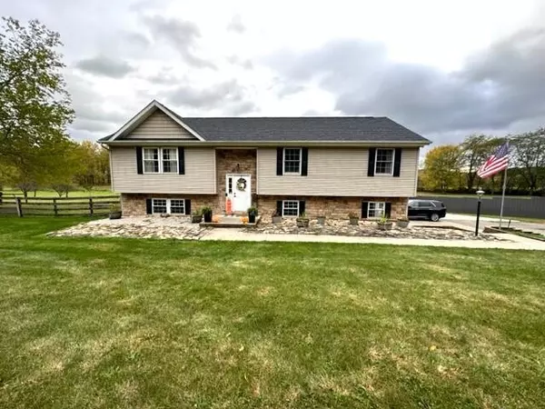 7155 Frazeysburg Road, Nashport, OH 43830