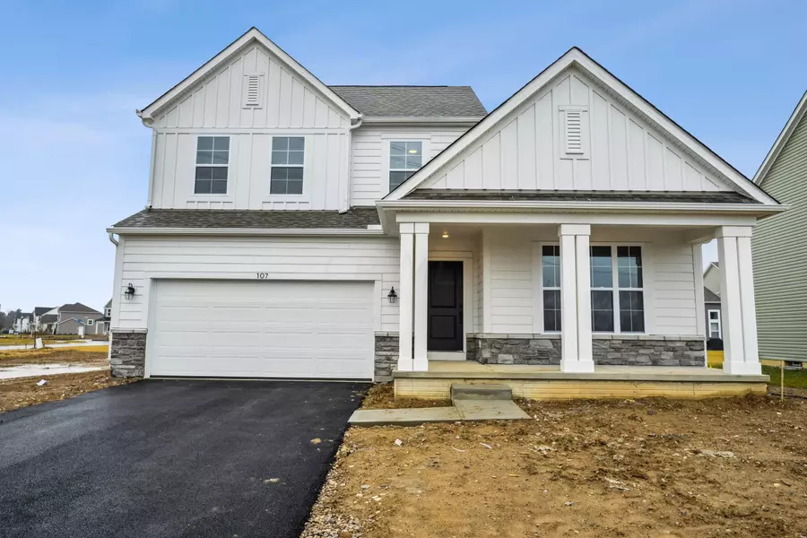 107 Silver Pine Lane, Lewis Center, OH 43035