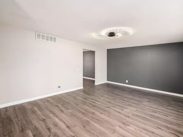 Gahanna, OH 43230,336 Warlock Court