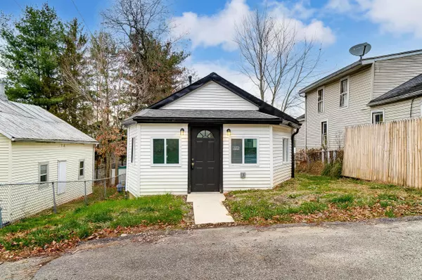 803 Highland Avenue, Lancaster, OH 43130