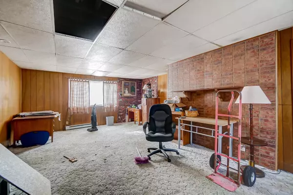 Wilmington, OH 45177,245 School Road