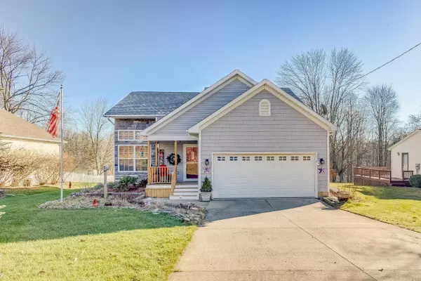 873 Highland Hills Drive, Howard, OH 43028