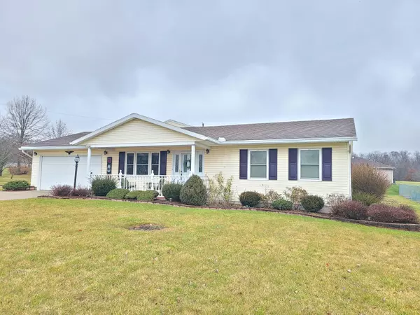 1780 Spring Village Lane, Ontario, OH 44906