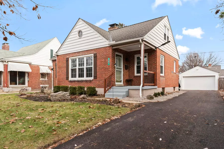 86 S Southampton Avenue, Columbus, OH 43204