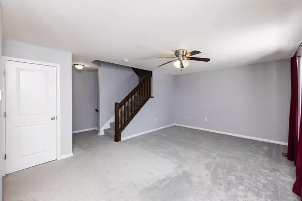 Dublin, OH 43016,5155 Horseshoe Falls Drive #9