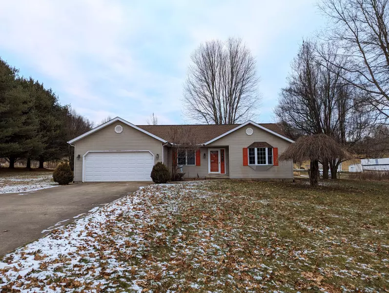 11975 Scout Road, Frazeysburg, OH 43822