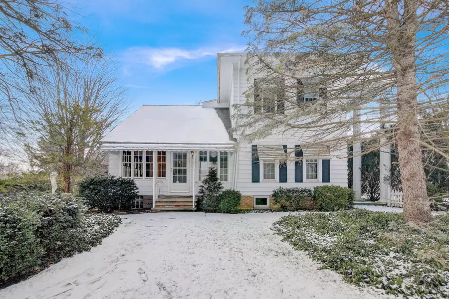 45555 N Ridge Road, Amherst, OH 44001