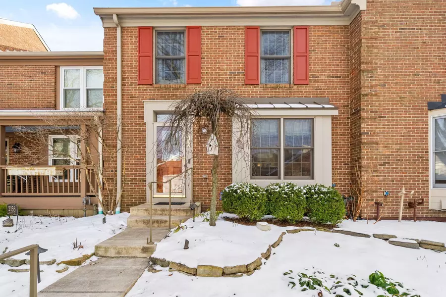 2159 Sandston Road, Upper Arlington, OH 43220