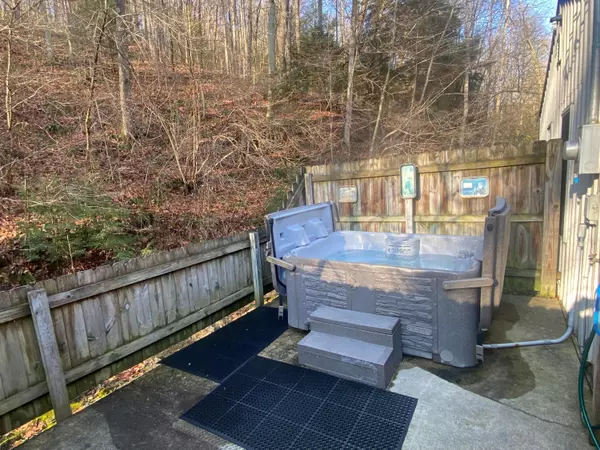 South Bloomingville, OH 43152,21851 Chilcote Road