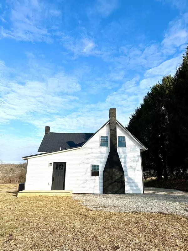 Glenford, OH 43739,105 Church Street