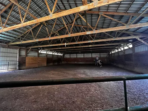 2195 Olmstead Road, West Jefferson, OH 43162