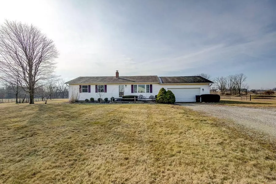 8750 Sycamore Road, Centerburg, OH 43011