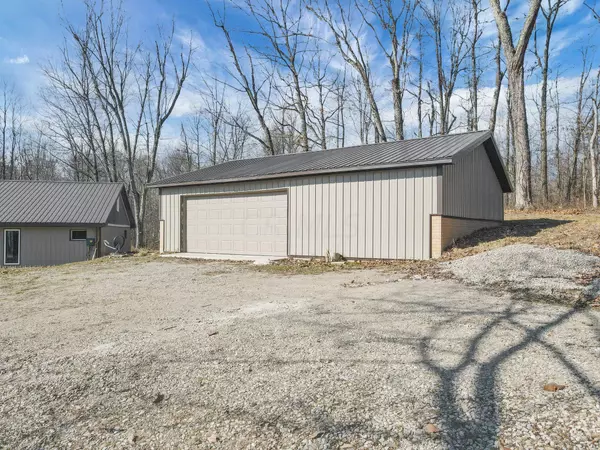 Mount Perry, OH 43760,10055 County Road 47