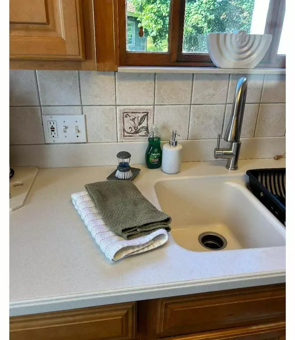 Akron, OH 44305,1361 Sprague Street